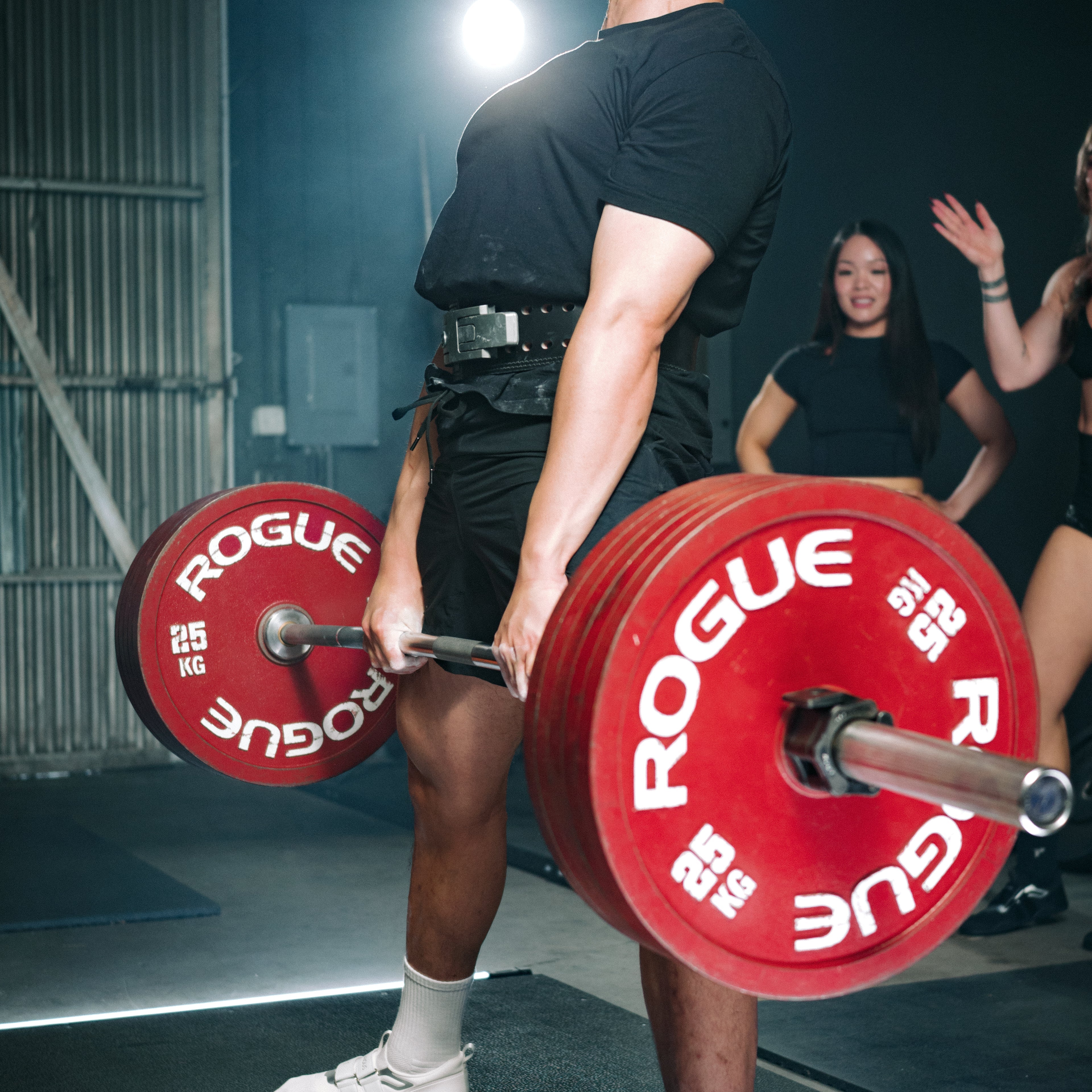 Deadlift Slippers: How a Minimalist Movement Changed Powerlifting